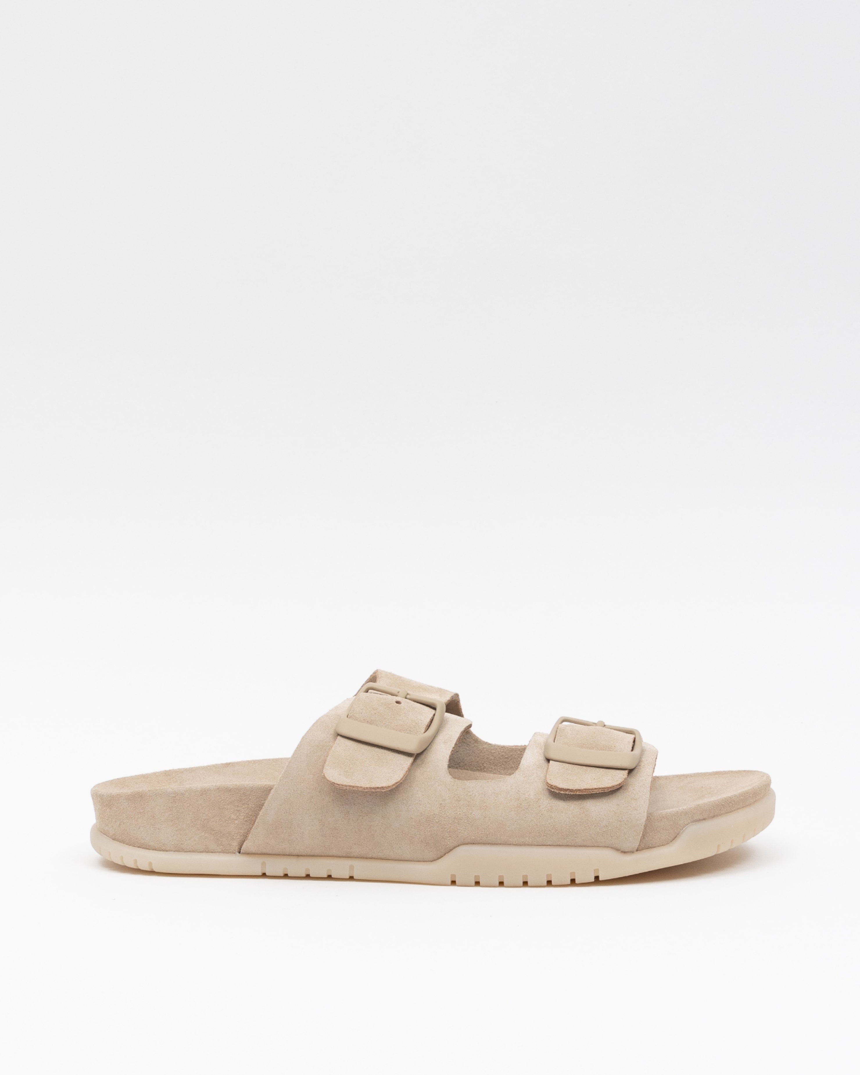 38-kt 3stand 【sand】 Savannah Water-Repellent Sandal | Contoured Footbed | Oncept NYC