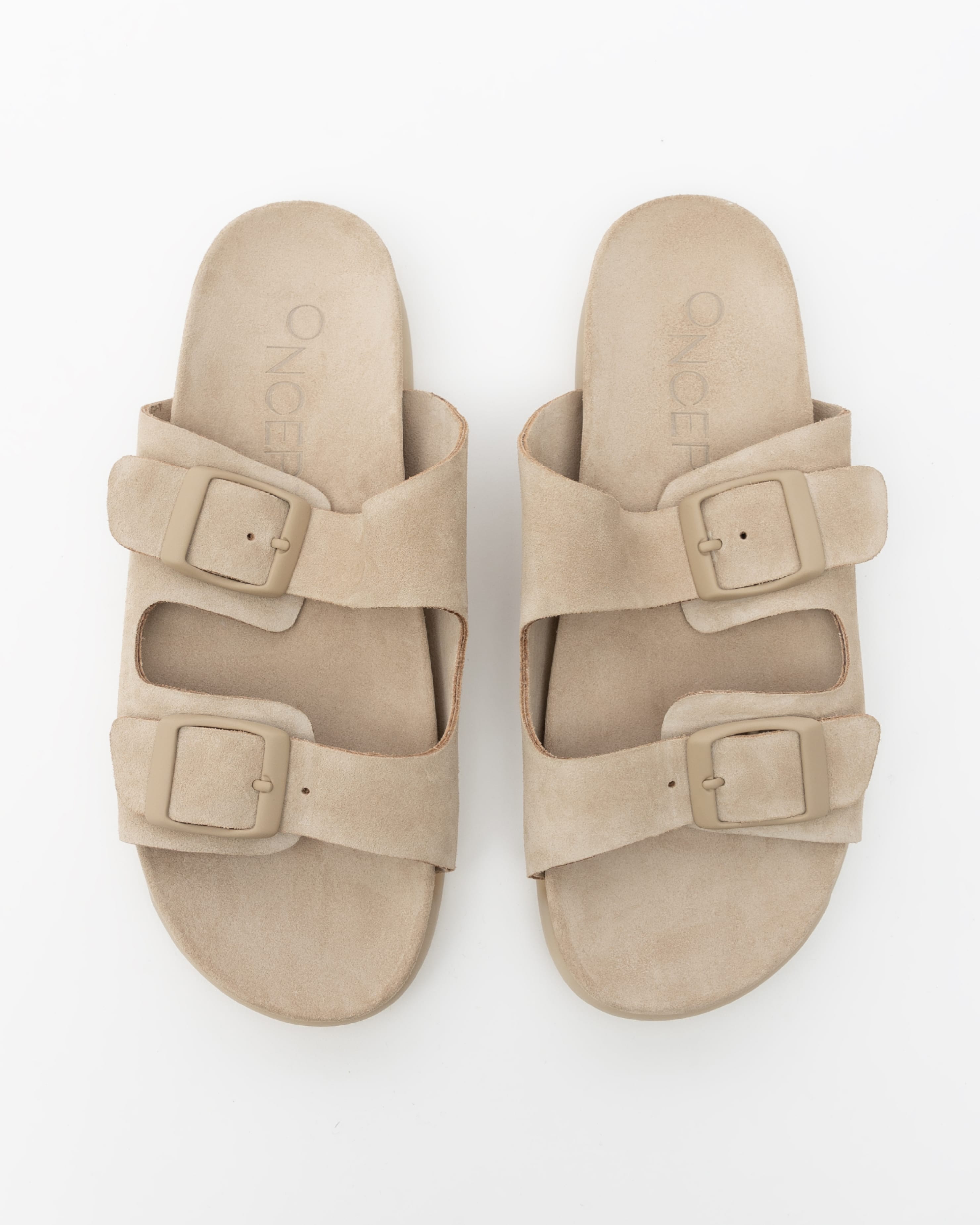 38-kt 3stand 【sand】 Savannah Water-Repellent Sandal | Contoured Footbed | Oncept NYC
